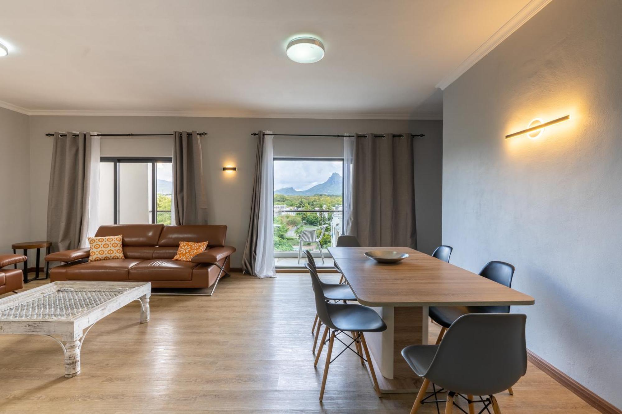 Shanti Haveli Beachfront Apartments Flic-en-Flacq エクステリア 写真